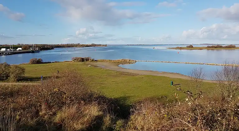 Holiday home in Brouwershaven