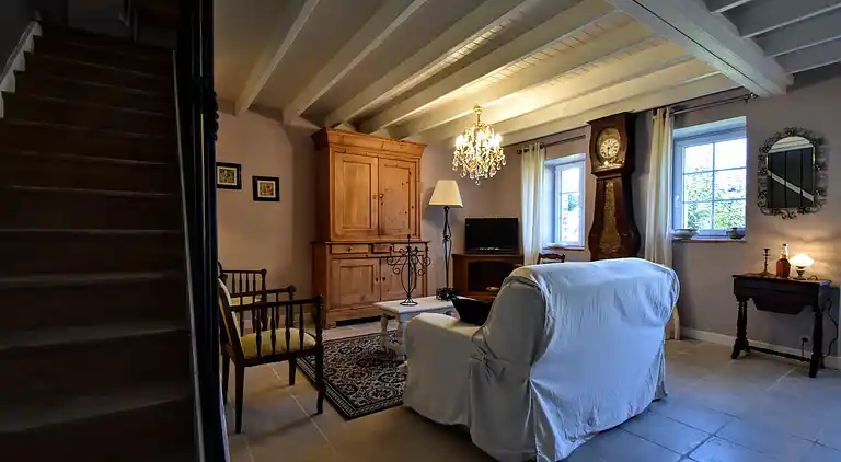 Holiday home in Montrabot