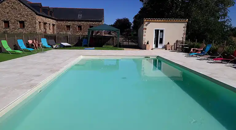 Semesterbostad i Champteussé-sur-Baconne