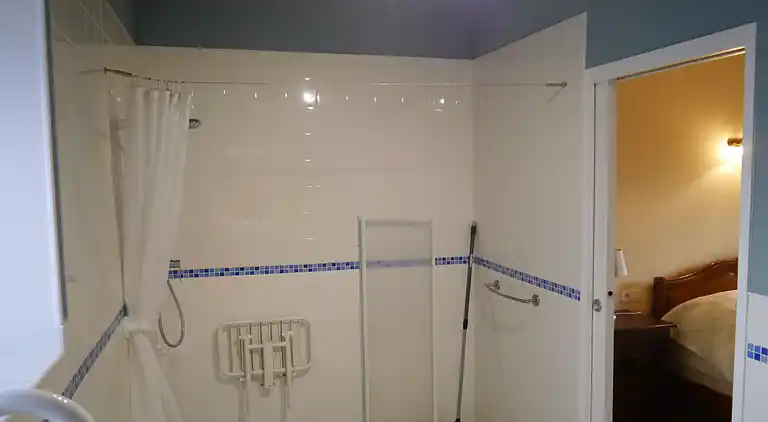 Semesterbostad i Champteussé-sur-Baconne