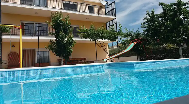 Holiday home in Dugopolje