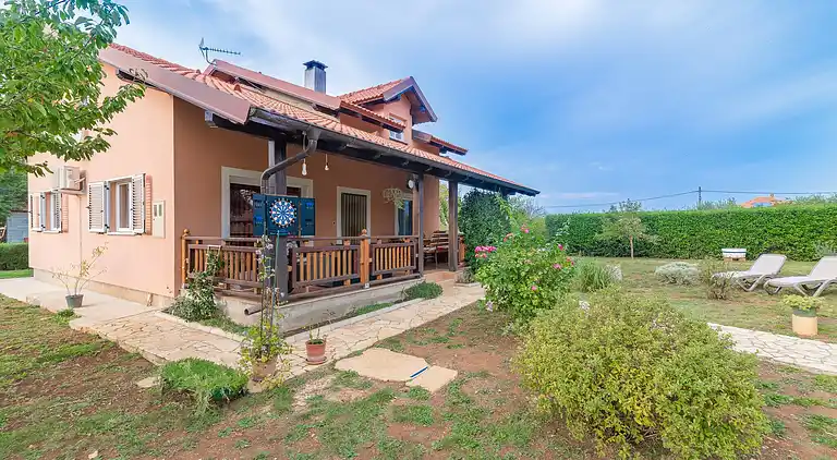 Sommerhus i Briševo