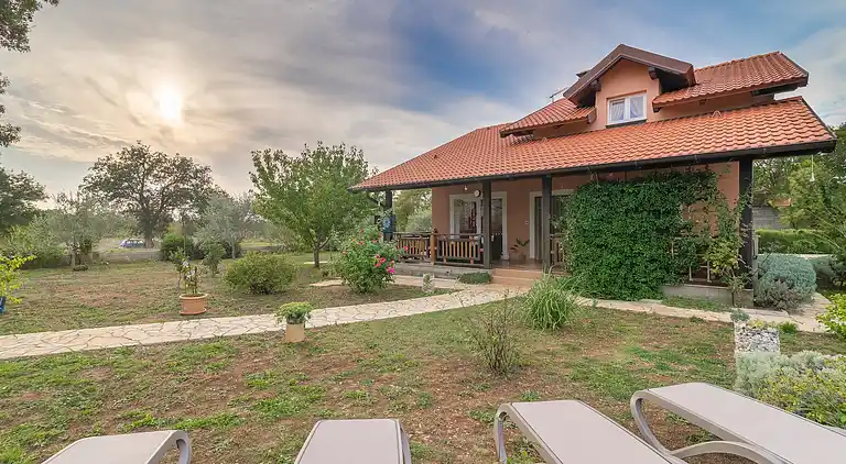 Sommerhus i Briševo