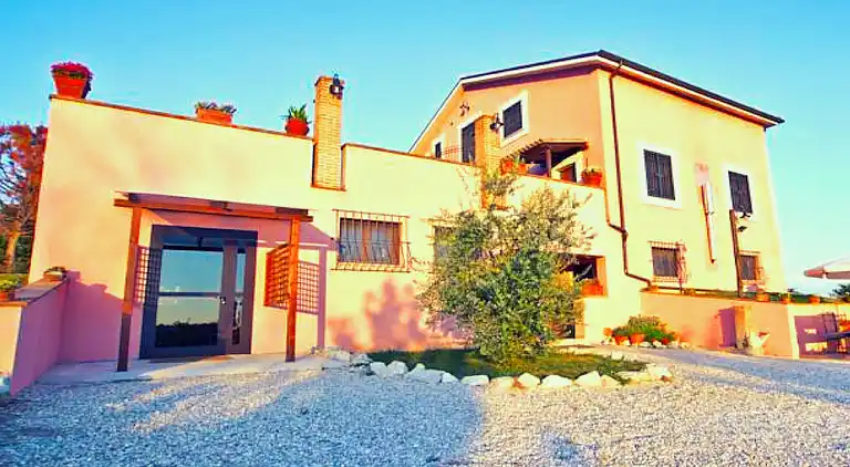 Farm house in San Gemini