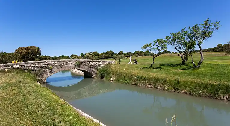 Apartment in Saumane-de-Vaucluse