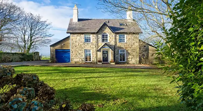 Manor house in Botwnnog