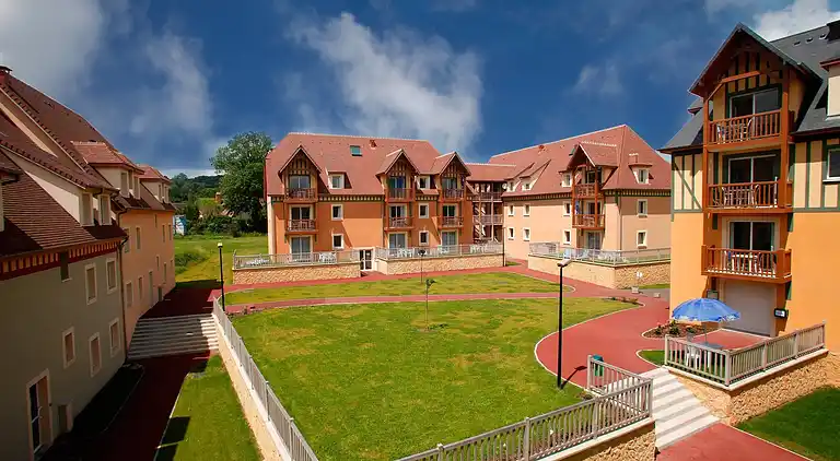 Apartment in Saint-Arnoult