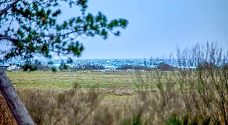 Sommerhus ved Øer Strand