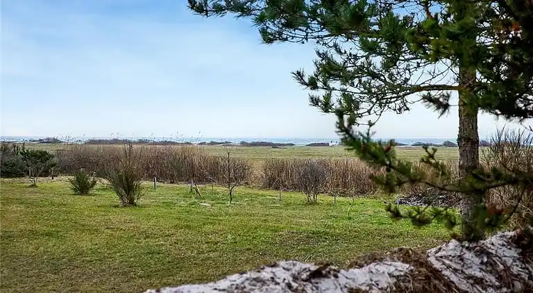 Sommerhus ved Øer Strand