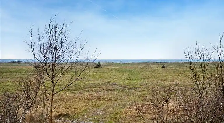 Sommerhus ved Øer Strand