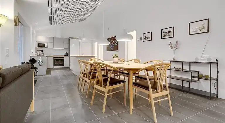 Sommerhus ved Øer Strand