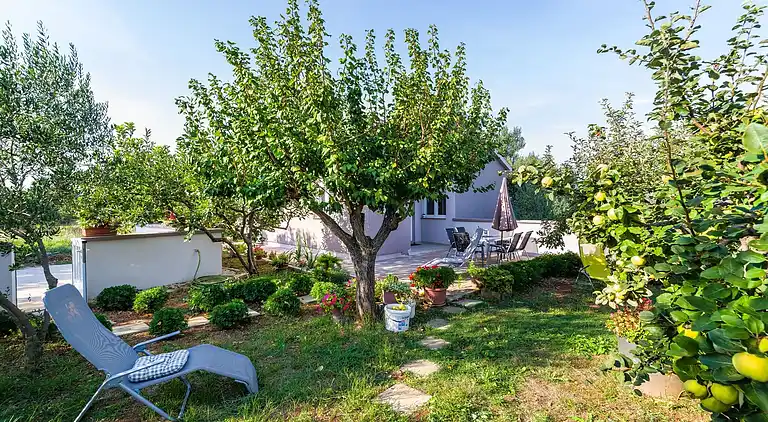 Ferienhaus in Neviđane