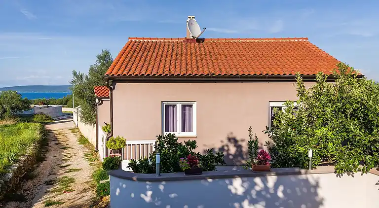 Ferienhaus in Neviđane