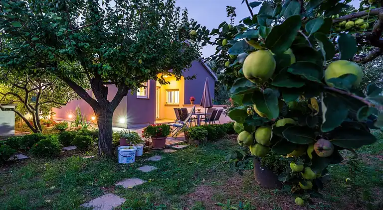 Ferienhaus in Neviđane