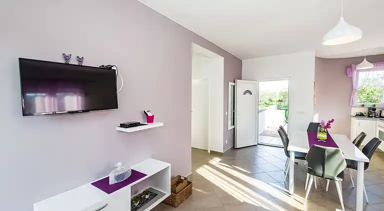 Ferienhaus in Neviđane