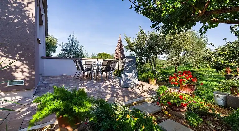 Ferienhaus in Neviđane