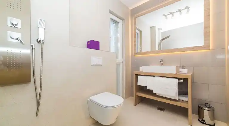 Villa i Kaštel Gomilica