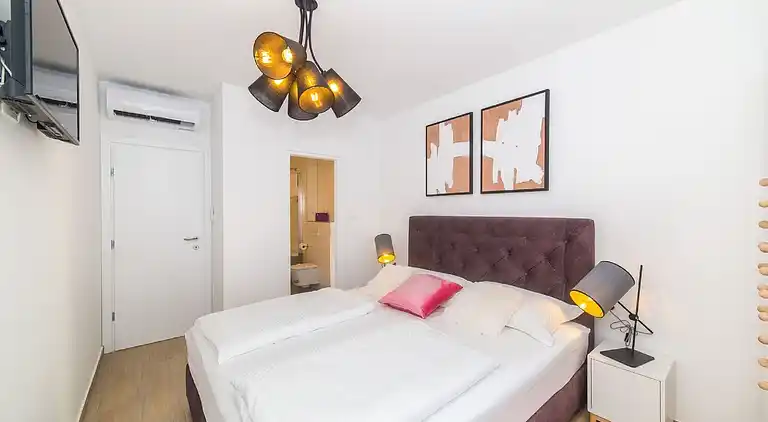 Villa in Kaštel Gomilica