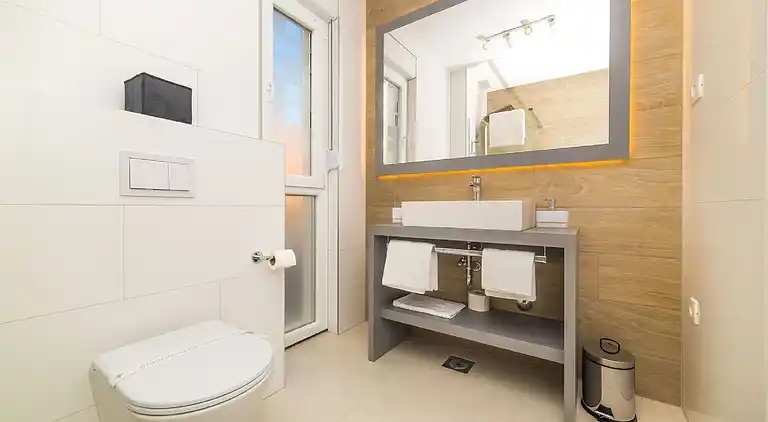 Villa i Kaštel Gomilica