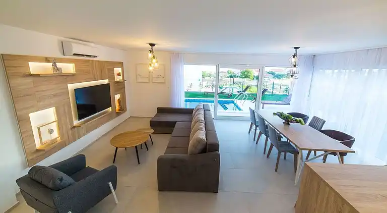 Villa in Kaštel Gomilica