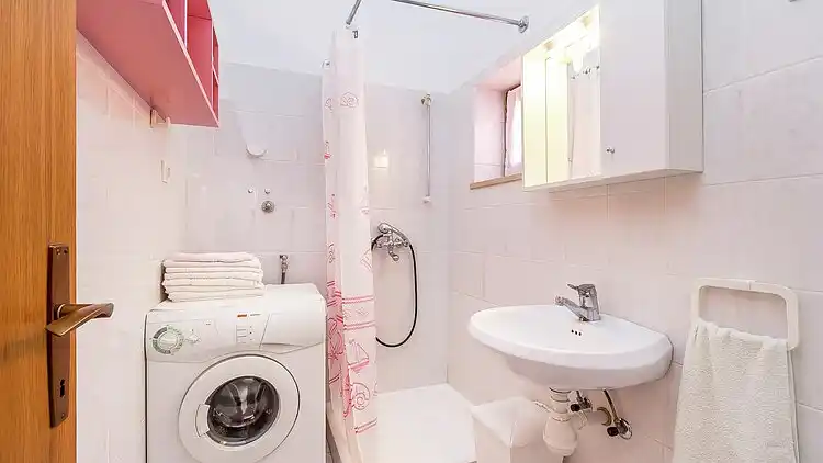 Apartment in Vinkuran