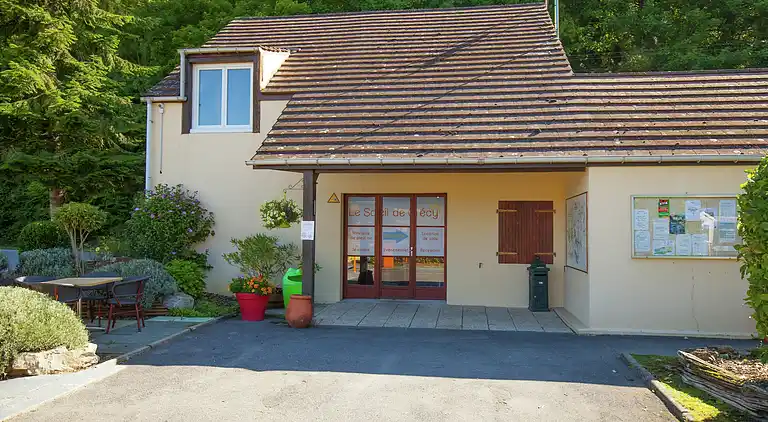 Sommerhus i Crécy-la-Chapelle