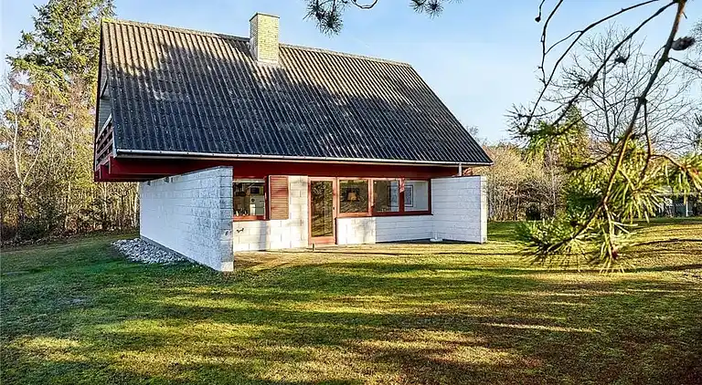 Sommerhus ved Øer Strand