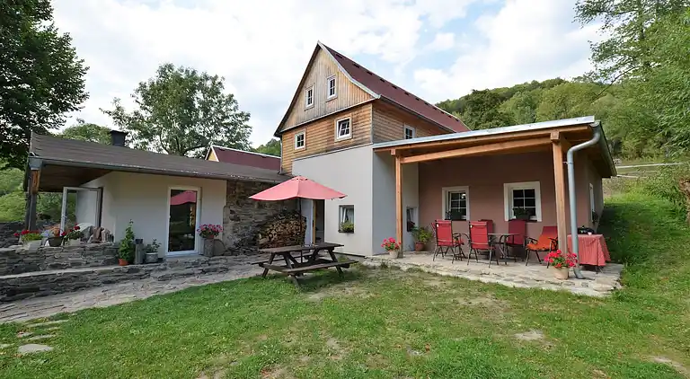 Gårdhus i Čeřeniště