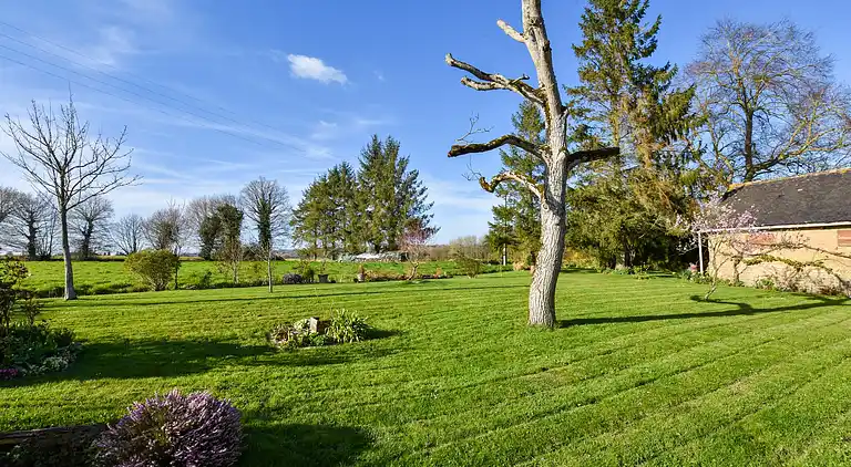 Holiday home in Broons