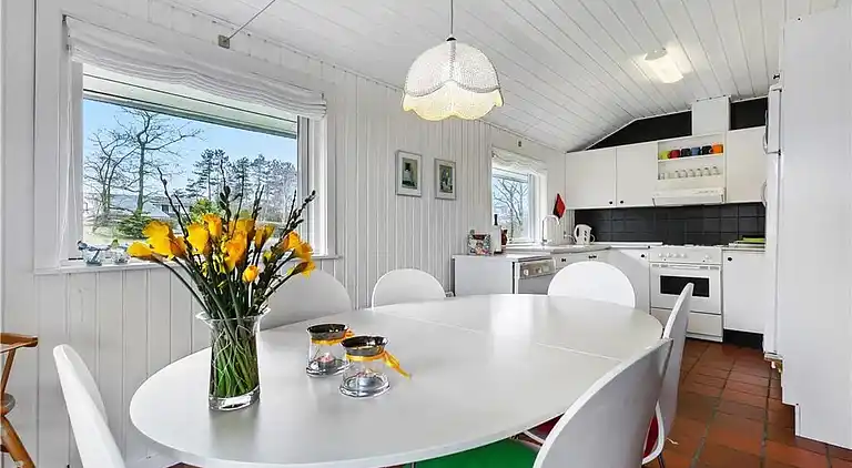 Sommerhus ved Øer Strand