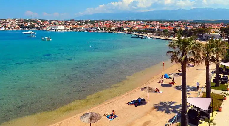 Ferielejlighed i Novalja