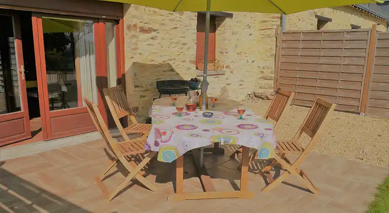 Semesterbostad i Champteussé-sur-Baconne