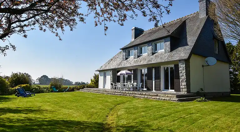 Holiday home in Garlan