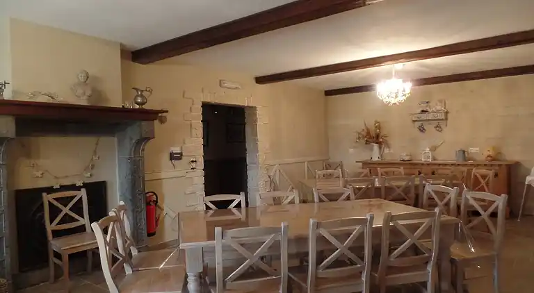 Farm house in Aublain