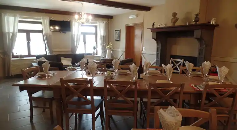 Farm house in Aublain