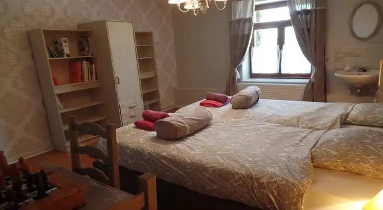 Farm house in Aublain