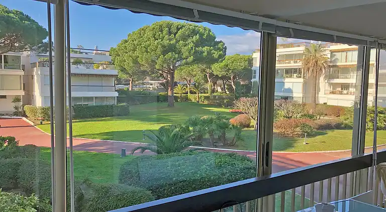 Apartment in Mandelieu-La Napoule