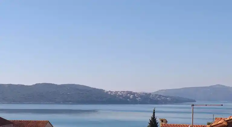 Ferielejlighed i Okrug Gornji