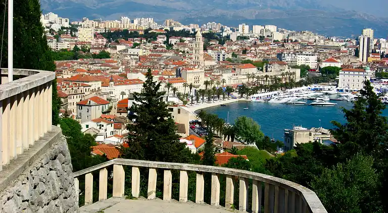 Ferielejlighed i Okrug Gornji