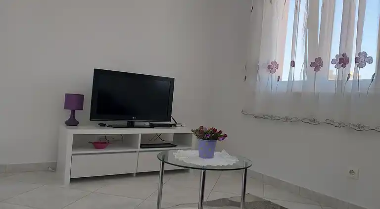 Ferielejlighed i Okrug Gornji