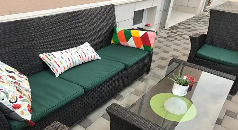 Ferielejlighed i Okrug Gornji