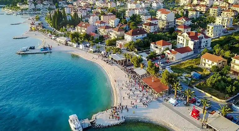 Ferielejlighed i Okrug Gornji