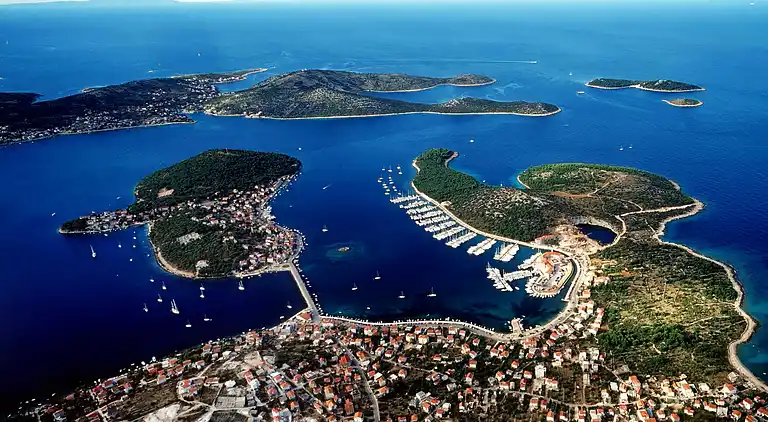 Ferielejlighed i Okrug Gornji