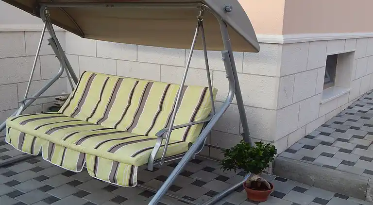 Ferielejlighed i Okrug Gornji