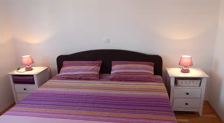 Ferielejlighed i Okrug Gornji