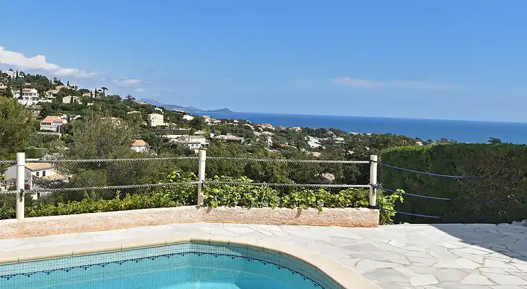 Villa i Roquebrune-sur-Argens