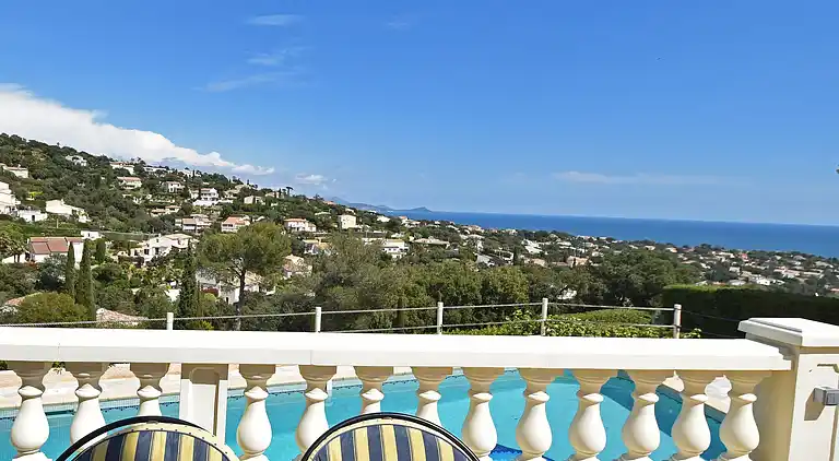 Villa i Roquebrune-sur-Argens