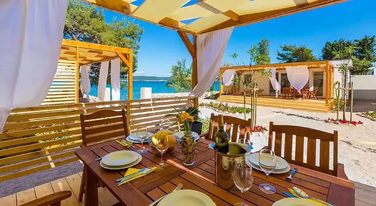 Mobile home i Neviđane