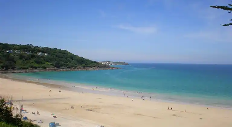 Apartment in Carbis Bay