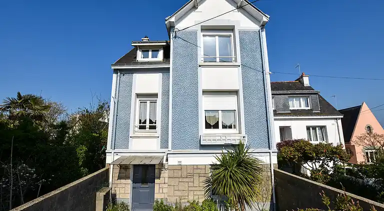 Holiday home in Locmiquélic